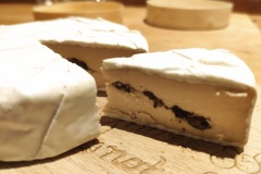 Cashewrella-veganer-Camembert
