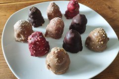 Schaumkuesse-vegan-glutenfrei-Mix-Seitenansicht